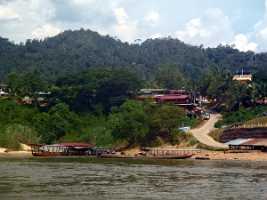 10_08_28 Taman negara Berkho lake_0201-7