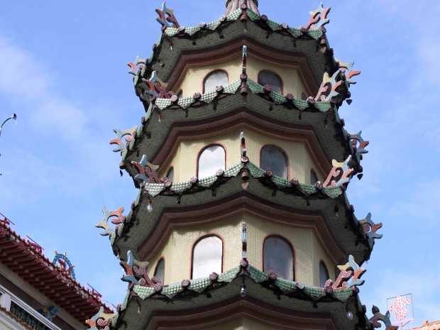 10_08_15 Penang Kek Lok Si temple