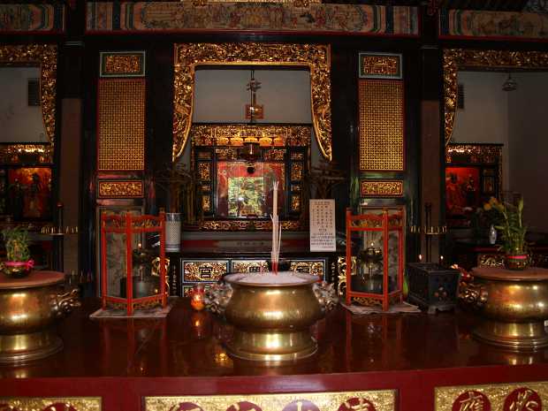 10_08_15 Penang Snake temple