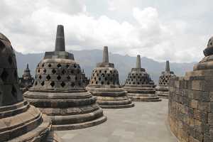 13_10_24 Borobudur-Céline-78