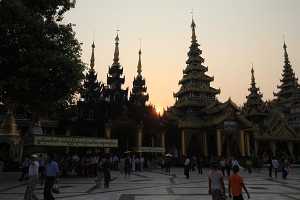 14_04_26 1-Pagode Shwedagon-49