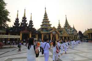 14_04_26 1-Pagode Shwedagon-51