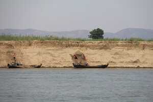 14_04_30 1-en route pour Mingun-4