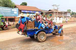 14_05_01 1-Marché de Heho-44