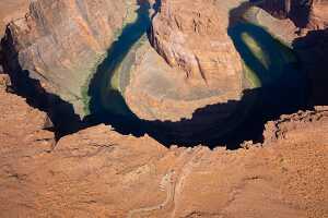 18_06_05 survol du lac powel00136