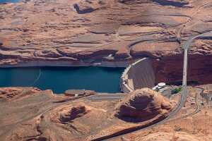 18_06_05 survol du lac powel00137