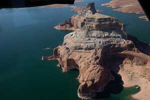 18_06_05 survol du lac powel00139