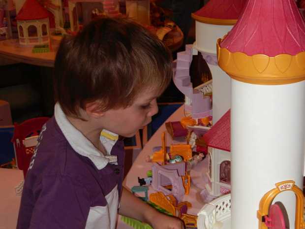 13_08_13 play mobile land