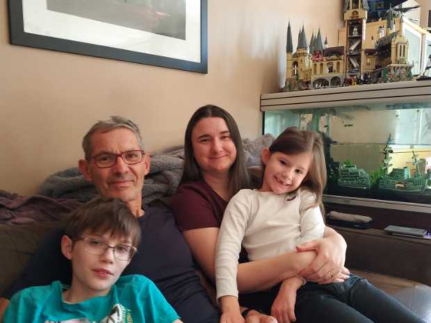 20_11_01 Anniv Ethan